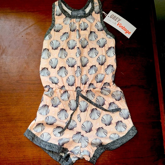 Miki Miette Grey Vintage Seashell Romper 18m NWT - Picture 1 of 4